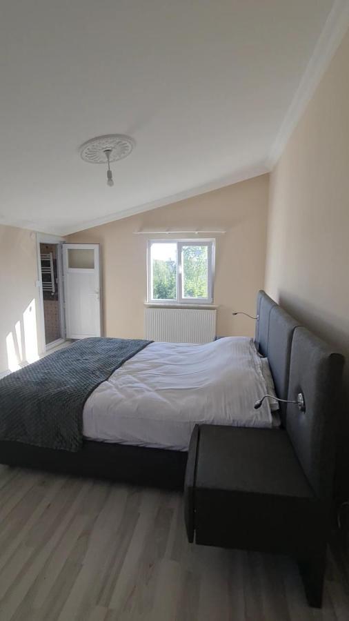 Smart Airport Hostel Arnavutkoy Rum bild